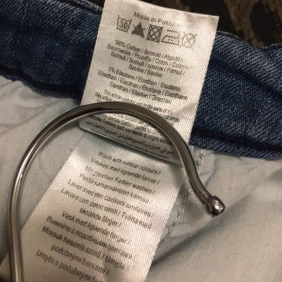 Ichi Stretchy Denim 'Raven Shadow Boyfriend' Jean Shorts - Picture 6 of 8